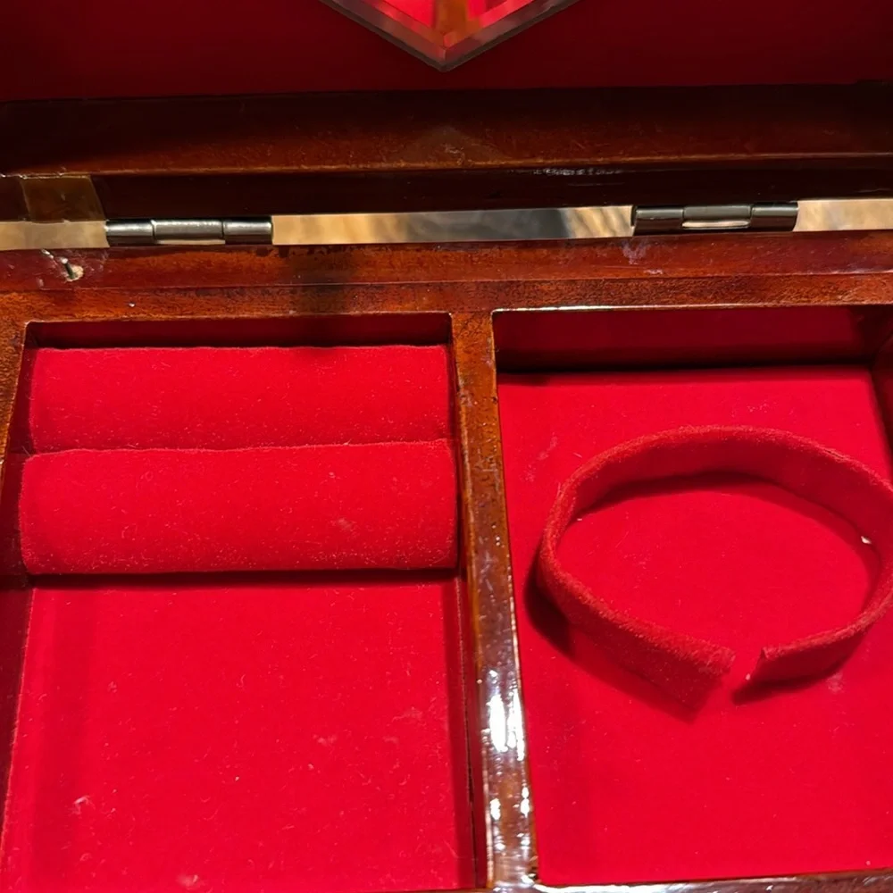 Vintage Asian Musical Jewelry Box with Mother of Pearl Inlay